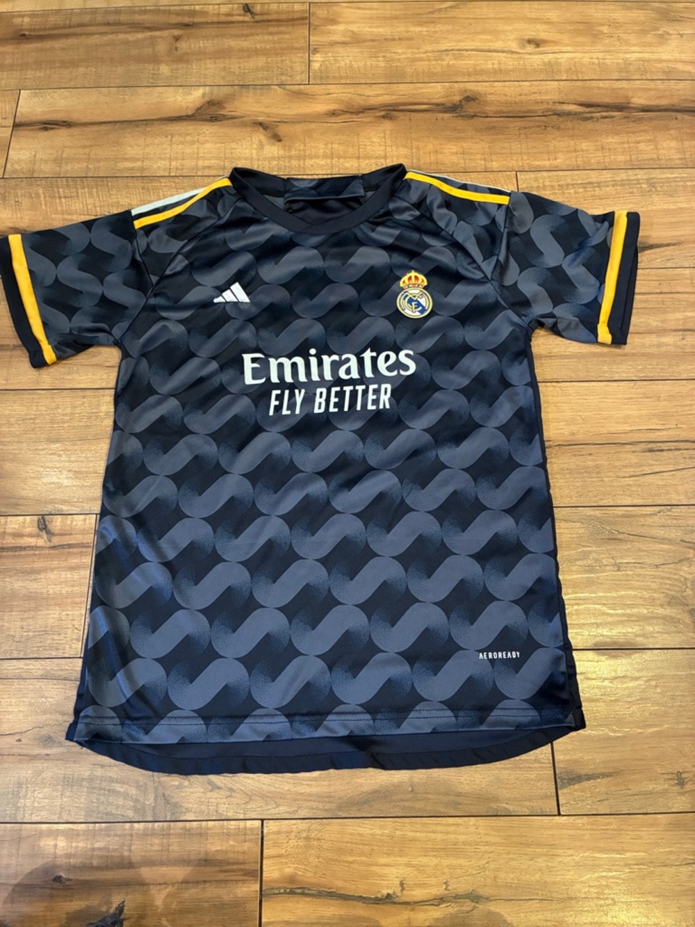 adidas Kids Real Madrid Navy Jersey with Yellow Accents Luka Modric 🩵